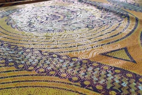 YELLOW TORNADO METALLIC Osikani Stoff